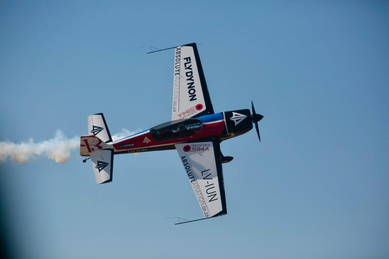 Talca Despega con Éxito: Aeroshow 2025 Cautiva con Acrobacias Aéreas y Exhibición de Aeronaves