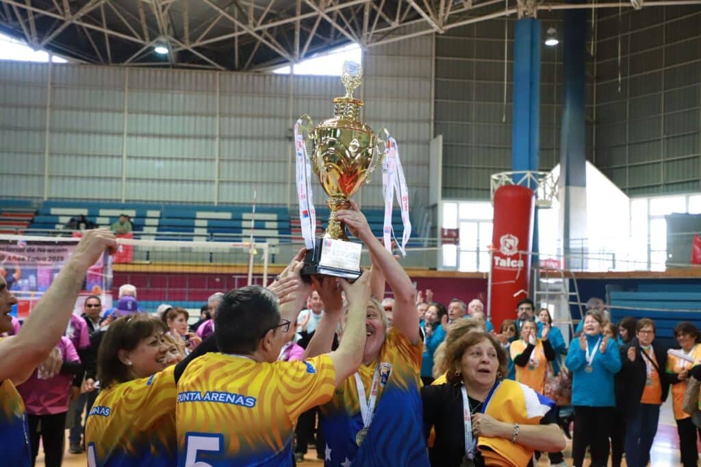 Talca Campeonato Nacional Newcom: Un éxito rotundo para adultos mayores