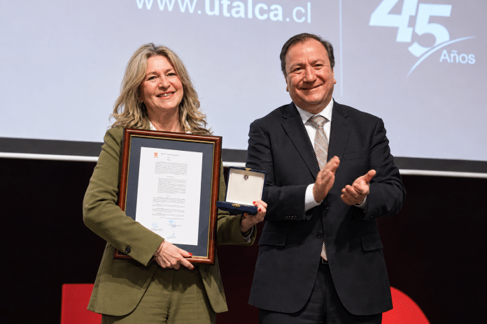 RectorA de Talca: María Jacqueline Sepúlveda Lidera la UdeC y Recibe Máximo Galardón
