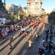 Festival de Primavera Talca: Gran Desfile de Carrozas Anuncia el Cierre Triunfal